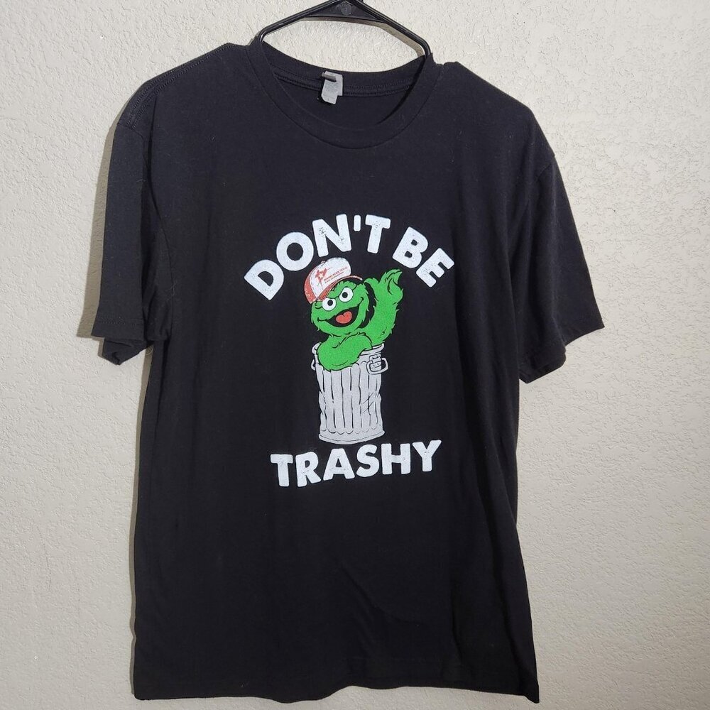 Don't Be Trashy Shirt Mens Large Black Graphic Green Trash Can Next Level Tee